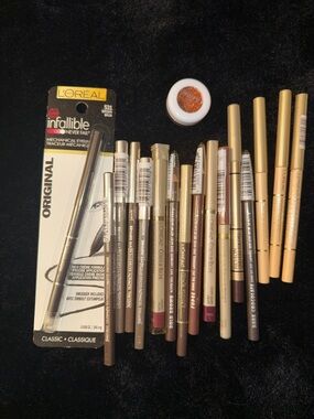 L'Oréal & Assorted Brown Eye Pencils Collection see pics x17 items